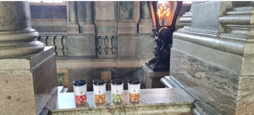 Wendelins godis på bal Stockholms slott med övriga kungafamiljen
